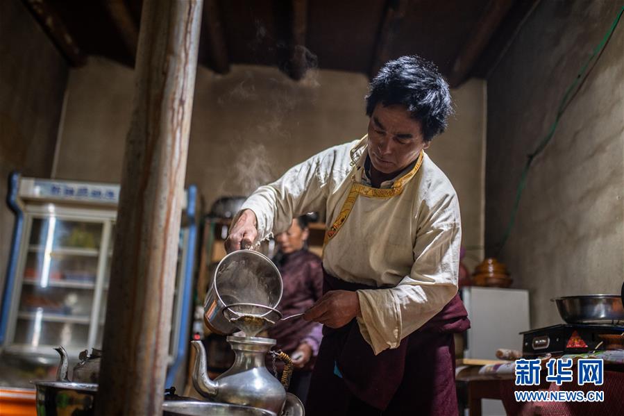 (決戰(zhàn)決勝脫貧攻堅·聚焦三區(qū)三州·圖文互動)(3)拓展新天地——云南迪慶藏區(qū)“新產(chǎn)業(yè)”掠影