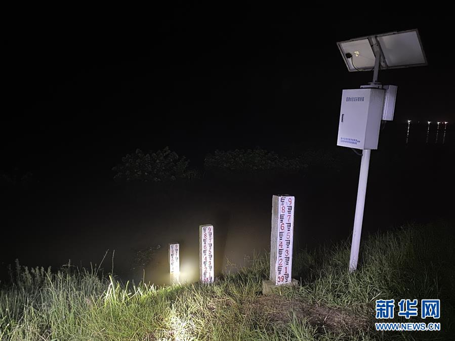 （防汛抗洪&middot;圖文互動）（1）目擊洞庭抗洪&ldquo;風向標&rdquo;挺過第一波攻擊