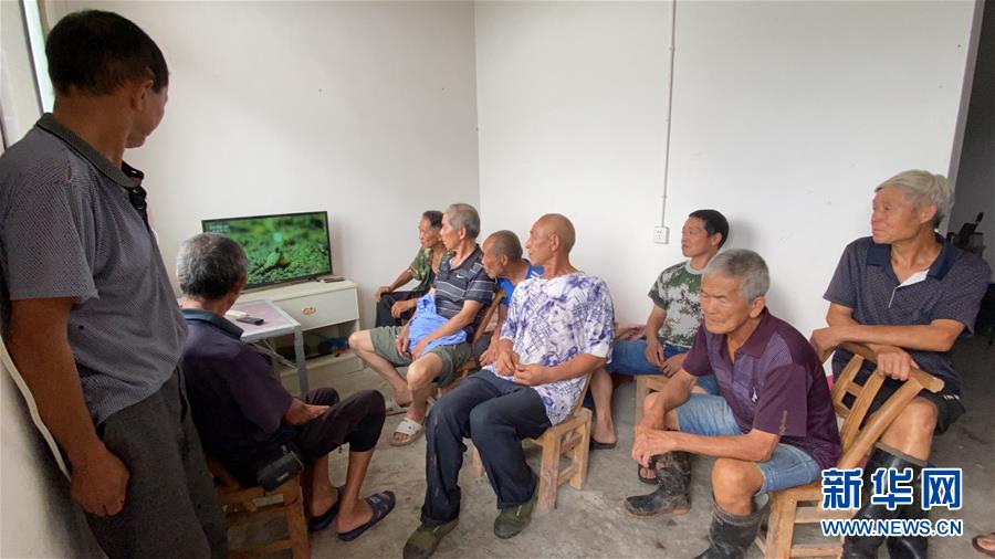 （防汛抗洪&middot;圖文互動(dòng)）（3）山洪襲來前，澧水河畔大轉(zhuǎn)移