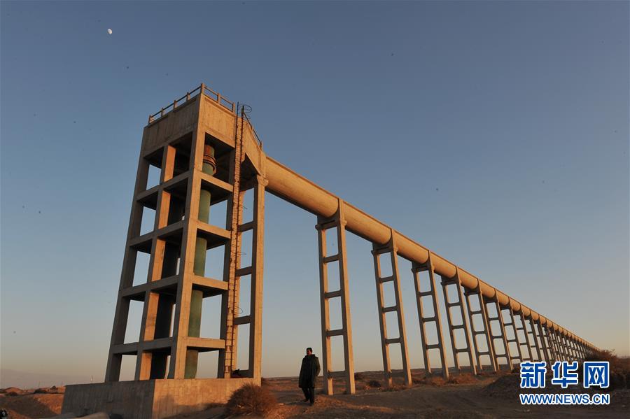 （新華全媒頭條&middot;走向我們的小康生活&middot;圖文互動）（5）23萬人的命運(yùn)轉(zhuǎn)折&mdash;&mdash;我國最大易地生態(tài)移民安置區(qū)的脫貧密碼