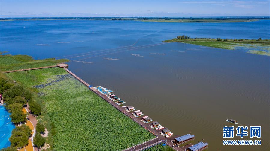 （在習(xí)近平新時(shí)代中國特色社會(huì)主義思想指引下&mdash;&mdash;新時(shí)代新作為新篇章&middot;習(xí)近平總書記關(guān)切事&middot;圖文互動(dòng)）（7）綠色映底蘊(yùn)，山水見初心&mdash;&mdash;生態(tài)優(yōu)先、綠色發(fā)展持續(xù)造福群眾美好生活