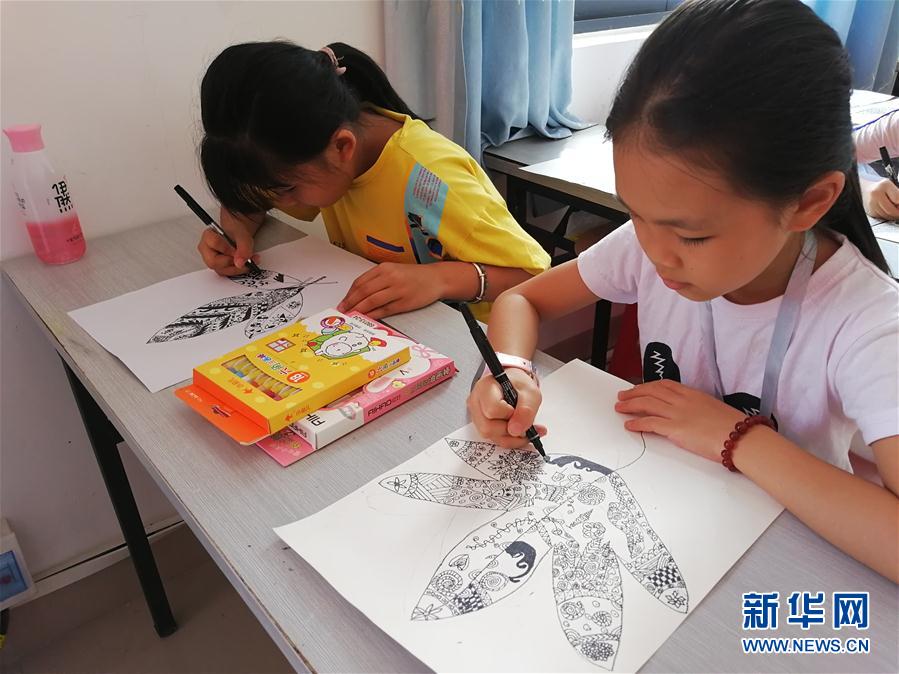 （特別的暑期生活&middot;圖文互動）（1）她們的愿望，在這個假期實現(xiàn)&mdash;&mdash;廣西隆安易地扶貧搬遷安置區(qū)暑期見聞