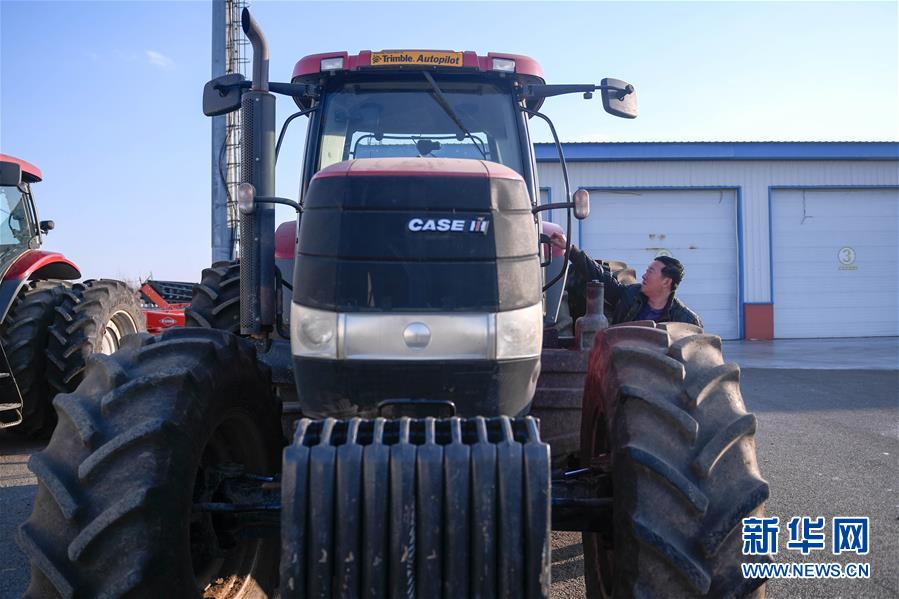 （在習(xí)近平新時(shí)代中國(guó)特色社會(huì)主義思想指引下&mdash;&mdash;新時(shí)代新作為新篇章&middot;習(xí)近平總書記關(guān)切事&middot;圖文互動(dòng)）（4）為黑土加&ldquo;油&rdquo;&mdash;&mdash;&ldquo;耕地中的大熊貓&rdquo;，我們這樣保護(hù)