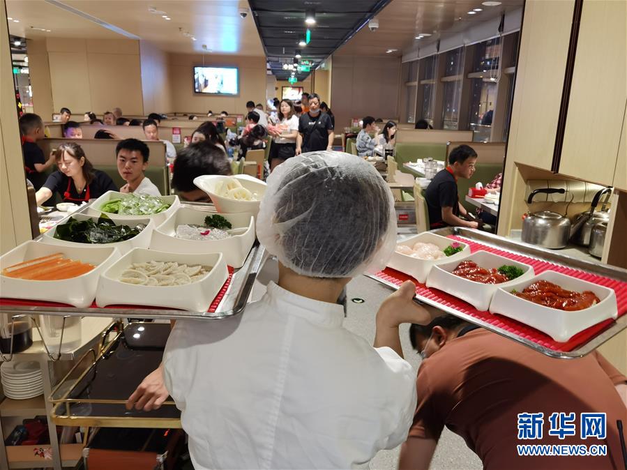 （在習近平新時代中國特色社會主義思想指引下&mdash;&mdash;新時代新作為新篇章&middot;習近平總書記關(guān)切事&middot;圖文互動）（2）珍惜盤中餐，狠剎浪費風&mdash;&mdash;各地積極行動堅決制止餐飲浪費