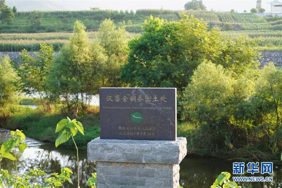 （走向我們的小康生活&middot;圖文互動(dòng)）（5）綠了青山，紅了日子&mdash;&mdash;秦巴山區(qū)群眾繪出小康&ldquo;調(diào)色板&rdquo;