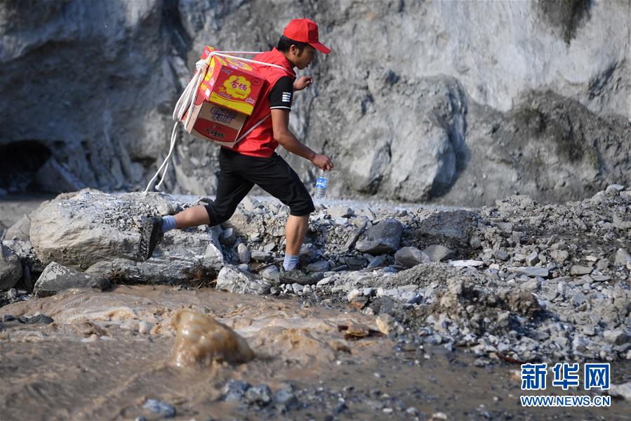 （防汛抗洪&middot;圖文互動）（5）七夕前夜，為莫諾村架起&ldquo;生命之橋&rdquo;