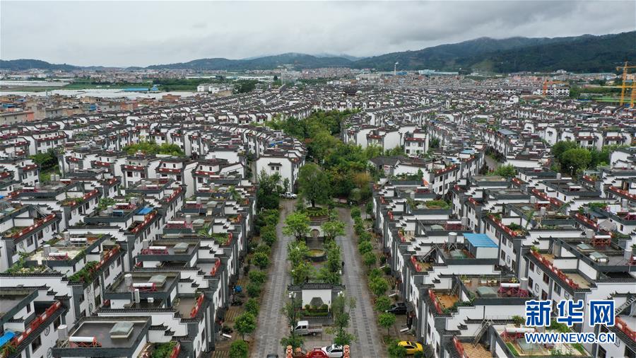 （走向我們的小康生活&middot;圖文互動）（1）&ldquo;云南第一村&rdquo;，共同富裕為什么能？