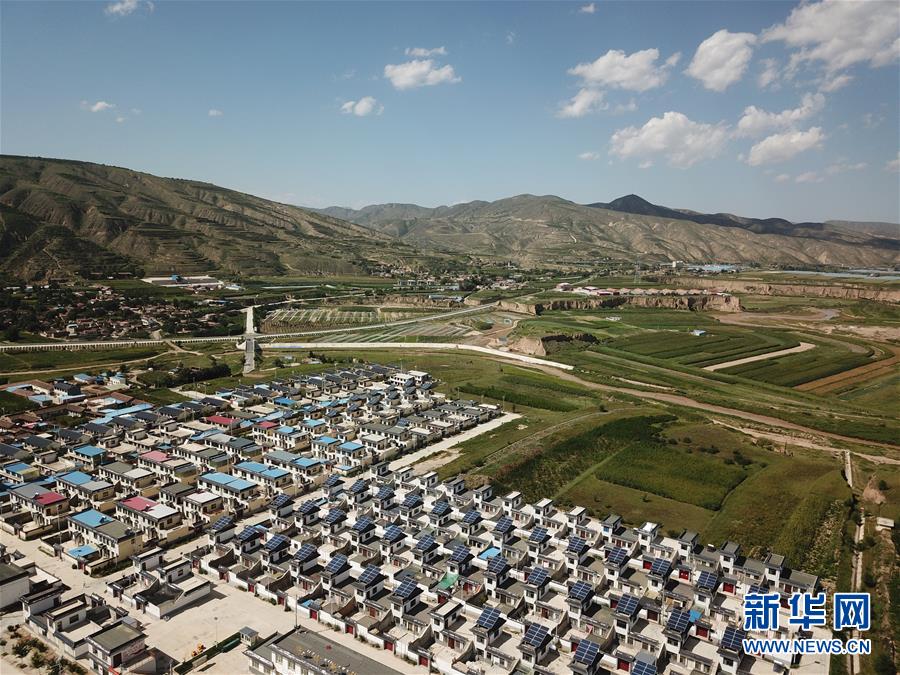 （新華全媒頭條&middot;走向我們的小康生活&middot;圖文互動）（2）&ldquo;苦甲&rdquo;不再，&ldquo;甘味&rdquo;綿長&mdash;&mdash;脫貧攻堅(jiān)的甘肅味道