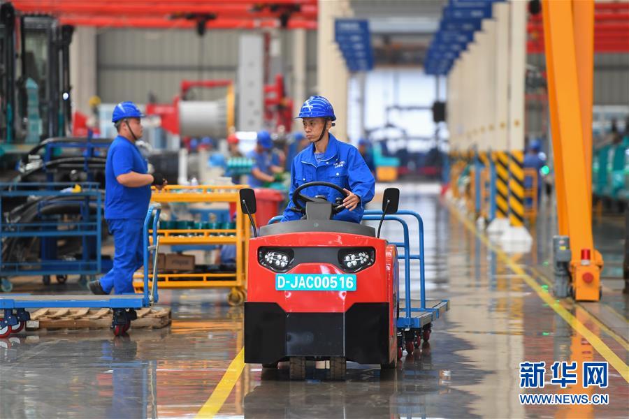 (在習(xí)近平新時(shí)代中國特色社會(huì)主義思想指引下——新時(shí)代新作為新篇章·習(xí)近平總書記關(guān)切事·圖文互動(dòng))(4)推動(dòng)高質(zhì)量發(fā)展 “湘”當(dāng)有作為