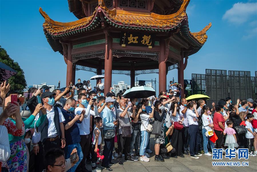 (新華全媒頭條·圖文互動(dòng))(2)大美中國(guó)看活力——來(lái)自國(guó)慶黃金周的一線(xiàn)觀(guān)察