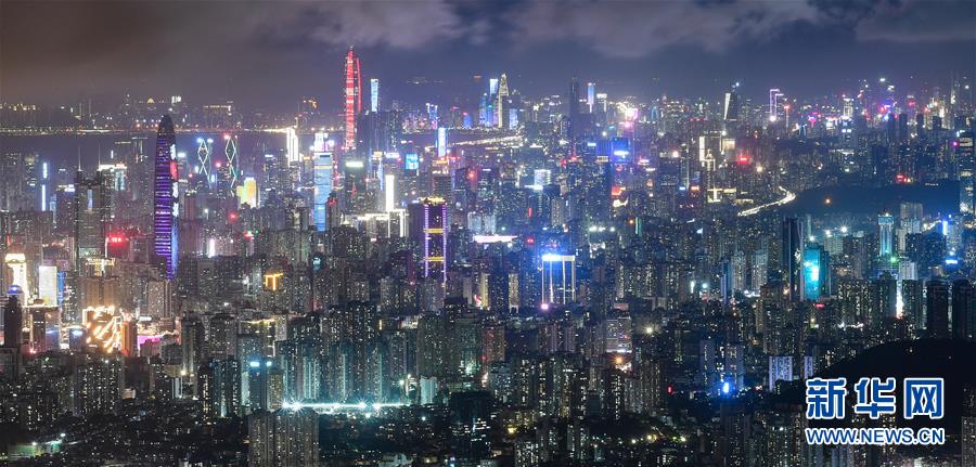 （在習(xí)近平新時代中國特色社會主義思想指引下&mdash;&mdash;新時代新作為新篇章&middot;習(xí)近平總書記關(guān)切事&middot;圖文互動）（15）我家大門常打開&mdash;&mdash;經(jīng)濟(jì)特區(qū)全方位對外開放故事