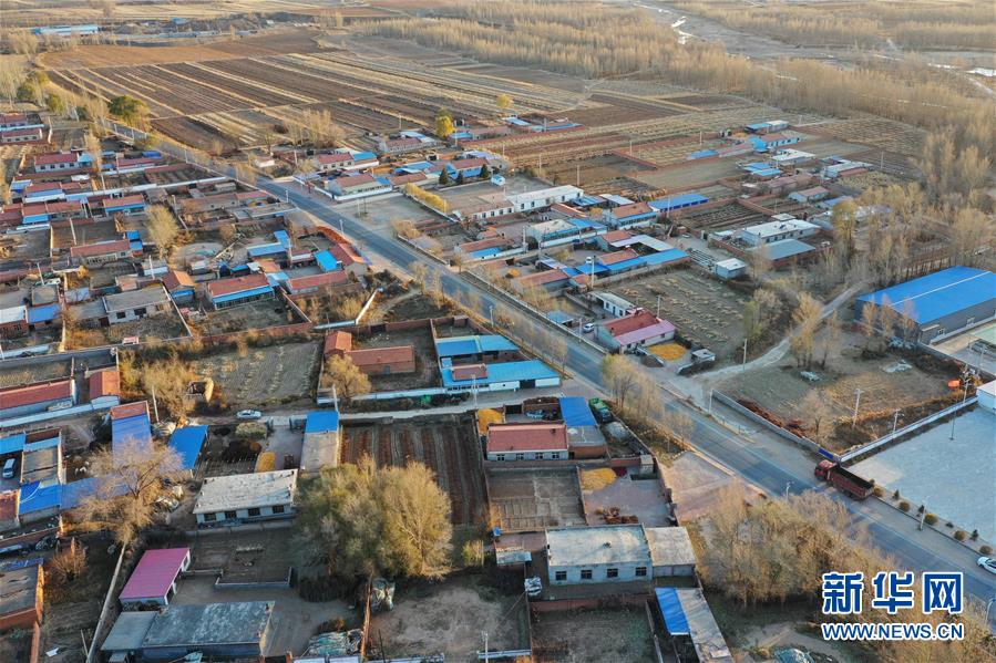 （全面建成小康社會&ldquo;百城千縣萬村&rdquo;調(diào)研行&middot;圖文互動）（2）互助互利，小甘薯帶來甜蜜日子&mdash;&mdash;內(nèi)蒙古奈曼旗互利村闖出產(chǎn)業(yè)致富之路