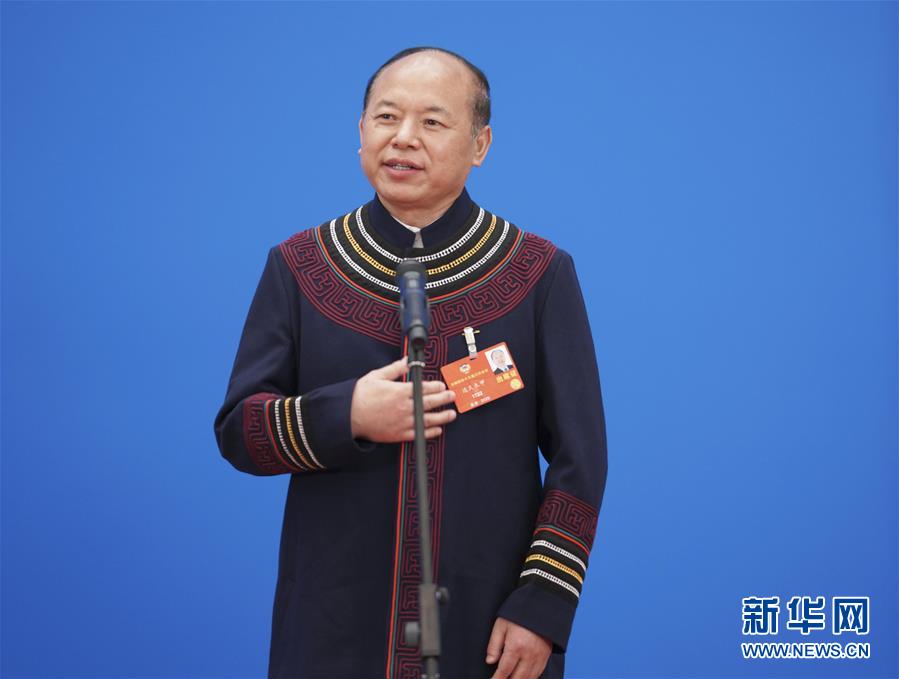 (新華全媒頭條·兩會(huì)特別報(bào)道·圖文互動(dòng))(4)凝聚起決戰(zhàn)決勝的人民偉力——2020年全國兩會(huì)巡禮