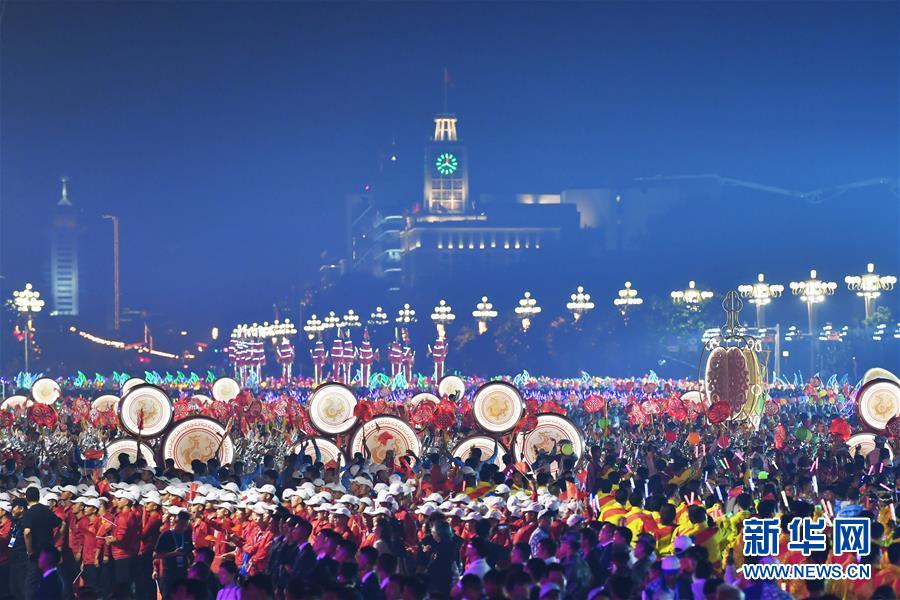 （國慶70周年&middot;聯(lián)歡活動）慶祝中華人民共和國成立70周年聯(lián)歡活動在京舉行