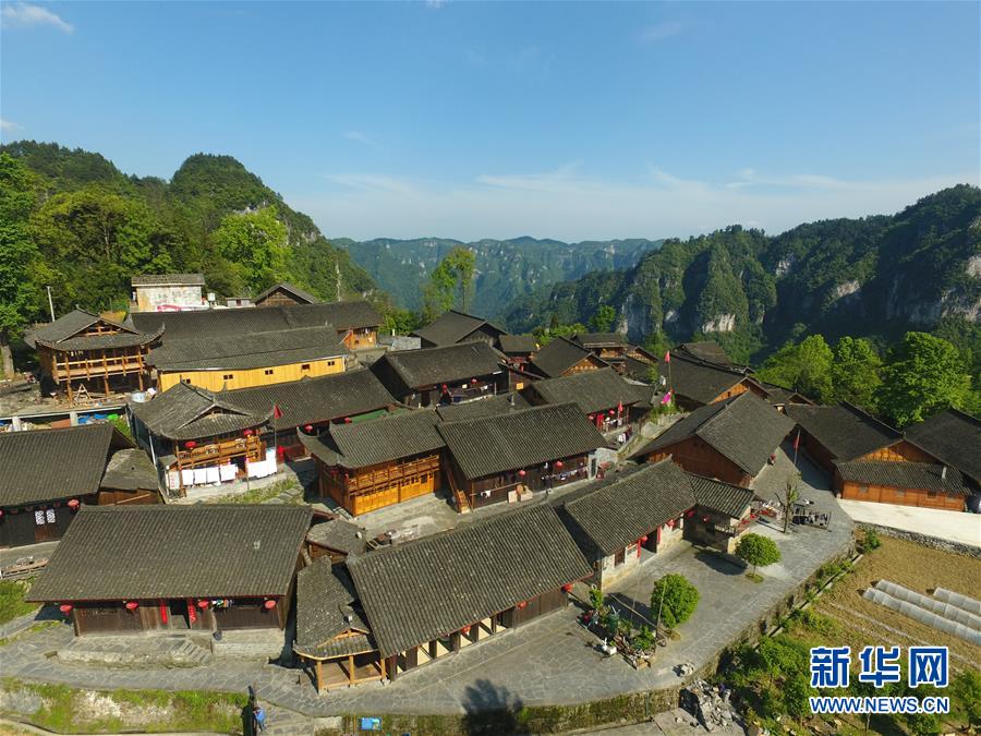 （新華全媒頭條&middot;圖文互動）（6）初夏，循著總書記的腳步探訪產(chǎn)業(yè)扶貧新事