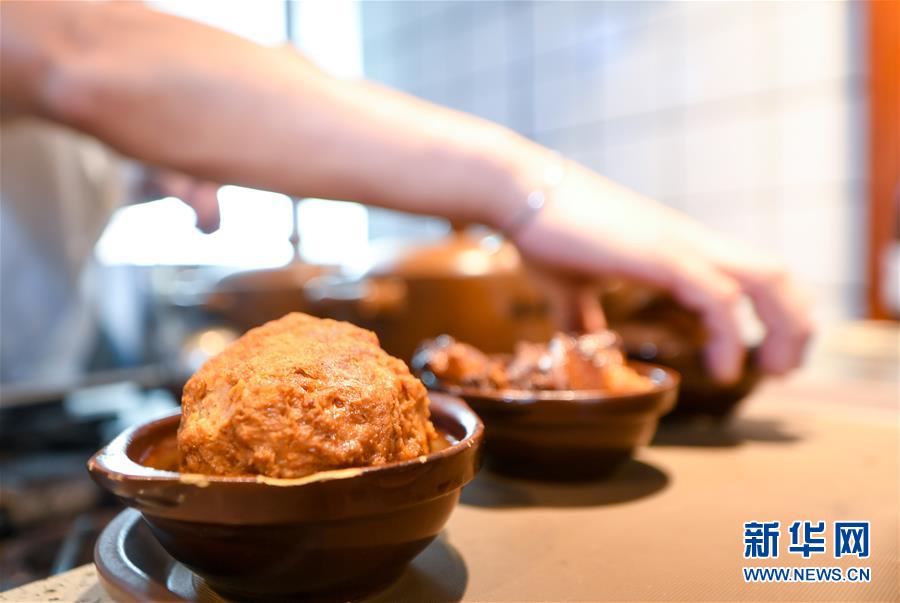 （在習(xí)近平新時代中國特色社會主義思想指引下&mdash;&mdash;新時代新作為新篇章&middot;習(xí)近平總書記關(guān)切事&middot;圖文互動）（7）珍惜盤中餐，狠剎浪費風(fēng)&mdash;&mdash;各地積極行動堅決制止餐飲浪費