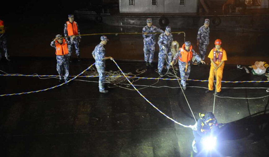 &ldquo;東方之星&rdquo;客輪救援：不分晝夜，不拋棄不放棄