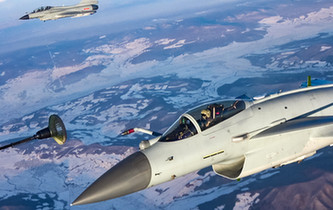 2017軍旅影像：這一年，中國戰(zhàn)機很忙