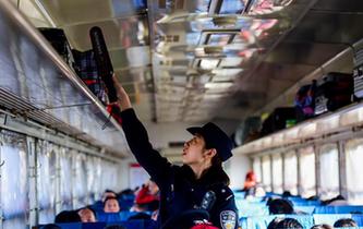 草原上的&ldquo;便民巴士&rdquo;