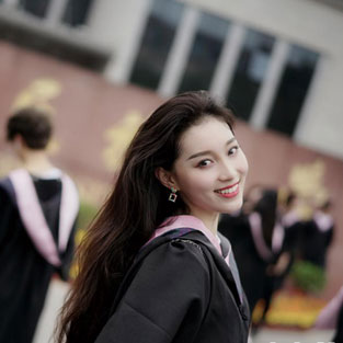 【青春的故事】青春舞動民族之美&mdash;&mdash;專訪中央民族大學(xué)舞蹈學(xué)院學(xué)生李美靜