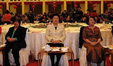 紀(jì)念&ldquo;三八&rdquo;國際勞動(dòng)?jì)D女節(jié)102周年中外婦女招待會(huì)在京舉行