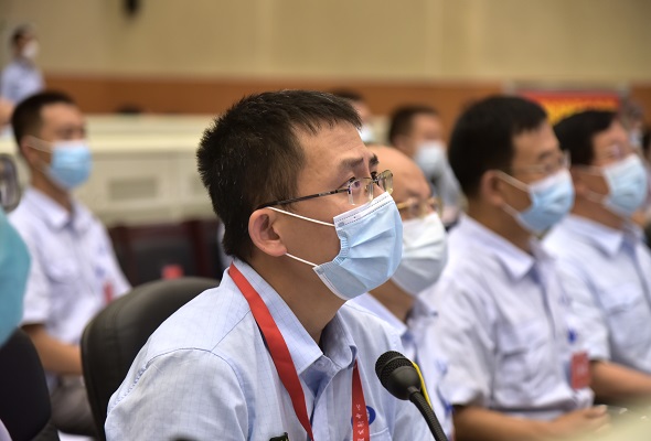 &ldquo;我是&lsquo;后浪&rsquo;中的一個(gè)水分子&rdquo;