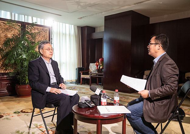 充分調(diào)動(dòng)信貸、債券、股權(quán)、理財(cái)、信托、保險(xiǎn)等各類金融資源