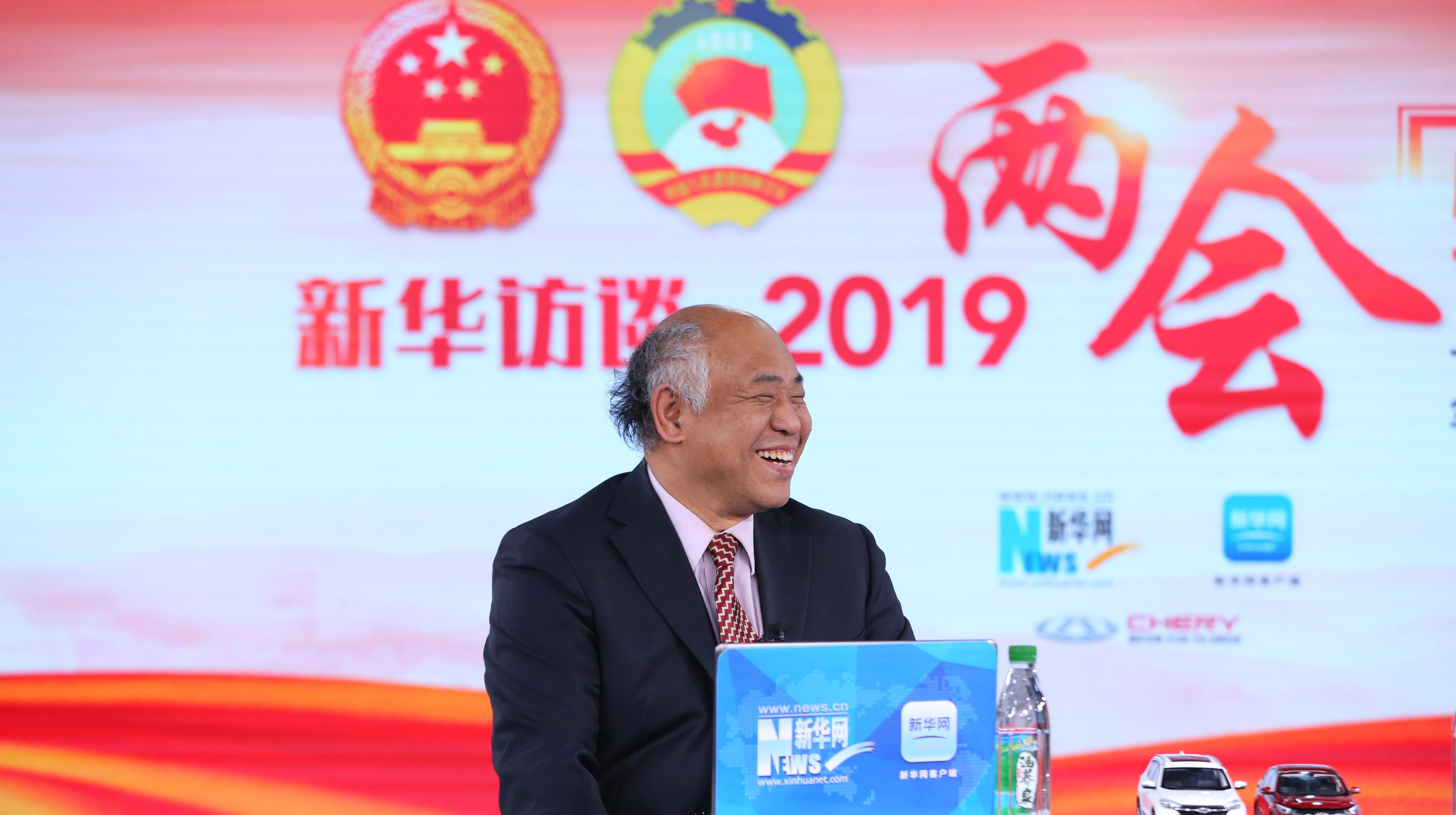 楊宜勇：宏觀調控首次將就業(yè)與財政、貨幣政策工具并列