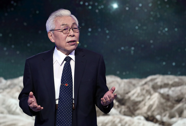 雖然已經(jīng)84歲了，但我還會(huì)加倍努力。