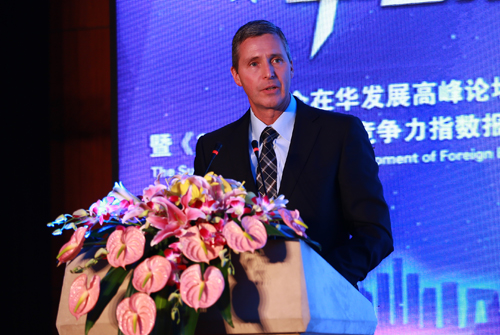 雀巢（中國(guó)）有限公司大中華區(qū)食品及飲料部總裁翟國(guó)彪