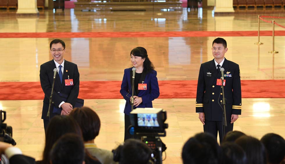 孟祥飛、李媛、曹先建接受采訪