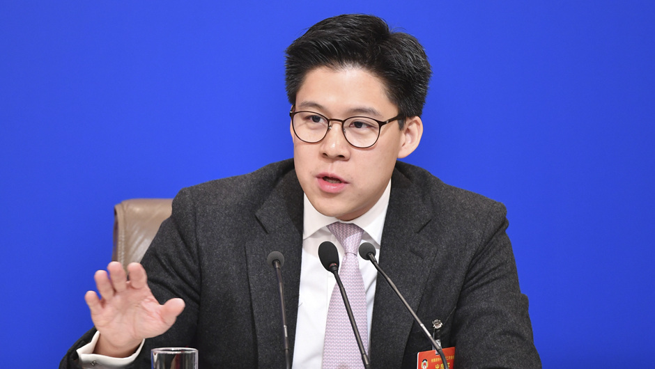 全國政協(xié)委員、中國香港體育協(xié)會暨奧林匹克委員會副會長、霍英東集團副總裁 霍啟剛