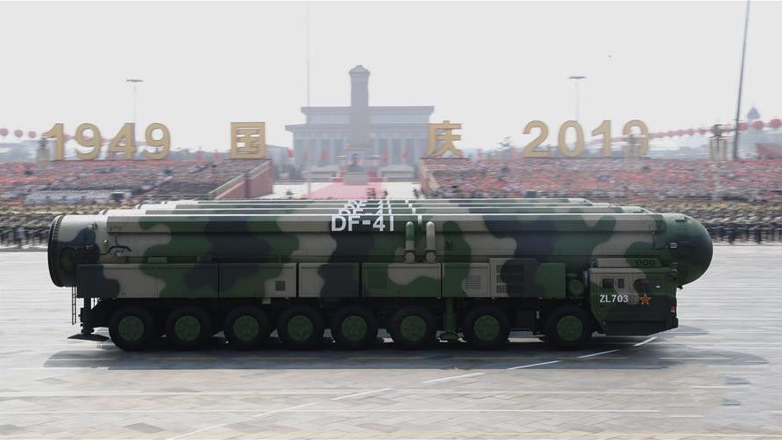 300秒回顧國(guó)慶70周年大閱兵！東風(fēng)-41、殲-20震撼亮相