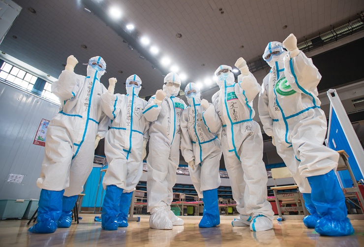 新華社評(píng)論員：織密公共衛(wèi)生防護(hù)網(wǎng)，筑牢人民健康安全線