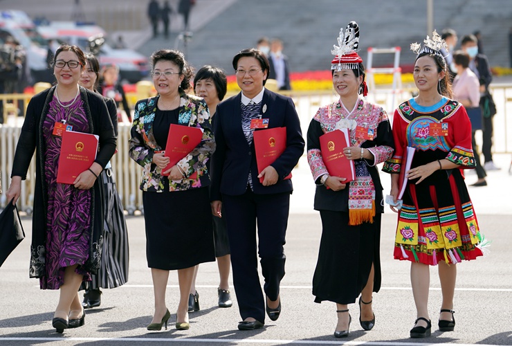 新華社社評(píng)：凝心聚力再出發(fā)，砥礪奮進(jìn)新征程 &mdash;&mdash;寫在十三屆全國人大三次會(huì)議閉幕之際