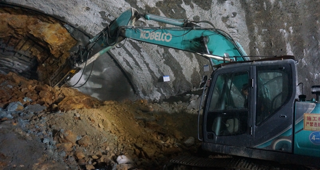 10.24公里！贛深高鐵&ldquo;第一長隧&rdquo;貫通！