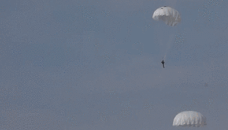 &ldquo;國際軍事比賽-2021&rdquo;開賽在即 &ldquo;空降排&rdquo;項(xiàng)目18支參賽隊(duì)進(jìn)行賽前試跳