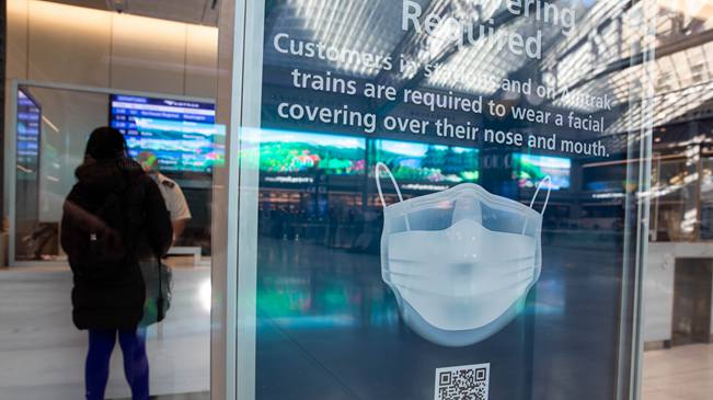 23天增500萬例！ 美國新冠確診病例增速創(chuàng)新高