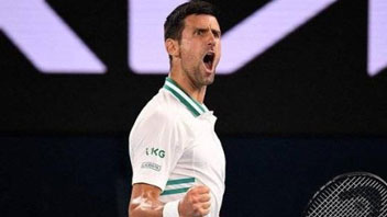 九進(jìn)決賽 九度奪冠！德約科維奇衛(wèi)冕&ldquo;澳網(wǎng)之王&rdquo;