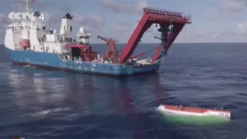 海南三亞：&ldquo;奮斗者&rdquo;號(hào)全海深載人潛水器正式交付