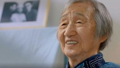 原創(chuàng)MV《多想再牽你手走過(guò)花開四季》講述一段動(dòng)人故事&hellip;&hellip;