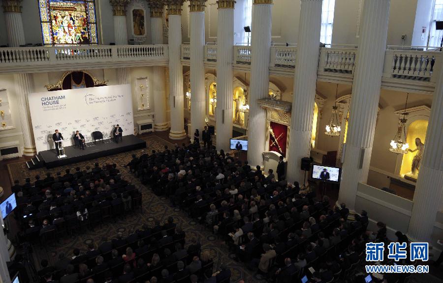6月18日，國務(wù)院總理李克強在倫敦金融城市長官邸面向英國皇家國際問題研究所和國際戰(zhàn)略研究所兩大智庫發(fā)表題為《共建包容發(fā)展的美好世界》的演講。新華社記者 張鐸 攝