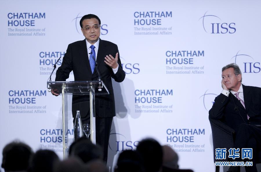 6月18日，國務(wù)院總理李克強在倫敦金融城市長官邸面向英國皇家國際問題研究所和國際戰(zhàn)略研究所兩大智庫發(fā)表題為《共建包容發(fā)展的美好世界》的演講。新華社記者 張鐸 攝 