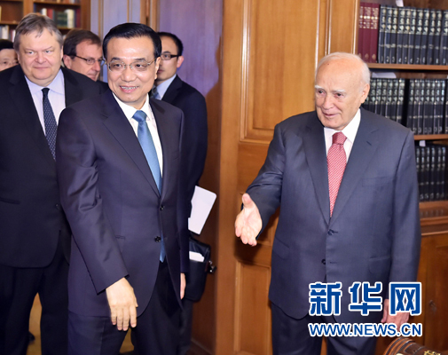 6月20日，國務(wù)院總理李克強(qiáng)在雅典總統(tǒng)府會見希臘總統(tǒng)帕普利亞斯。新華社記者 李濤 攝