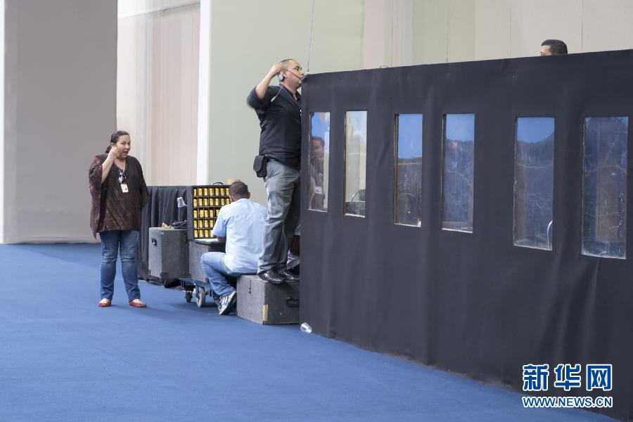 (國際)(3)加緊布置備峰會(huì)