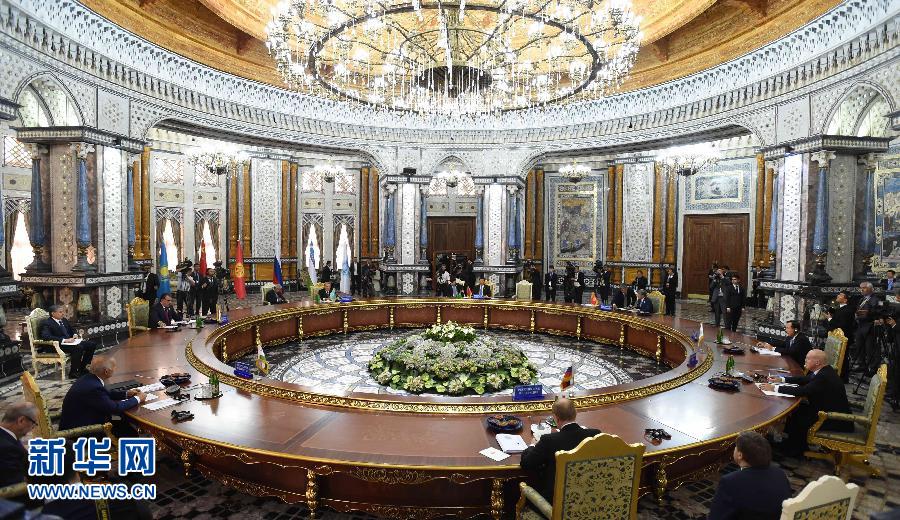 9月12日，上海合作組織成員國元首理事會第十四次會議在塔吉克斯坦首都杜尚別舉行。國家主席習近平出席會議并發(fā)表重要講話。新華社記者馬占成攝 