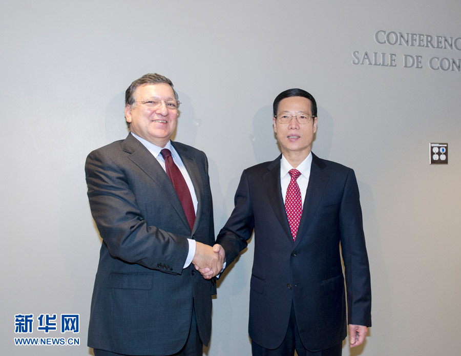 9月23日，正在紐約出席聯(lián)合國氣候峰會的國家主席習(xí)近平特使、國務(wù)院副總理張高麗在紐約聯(lián)合國總部會見歐盟委員會主席巴羅佐。新華社記者王曄攝 