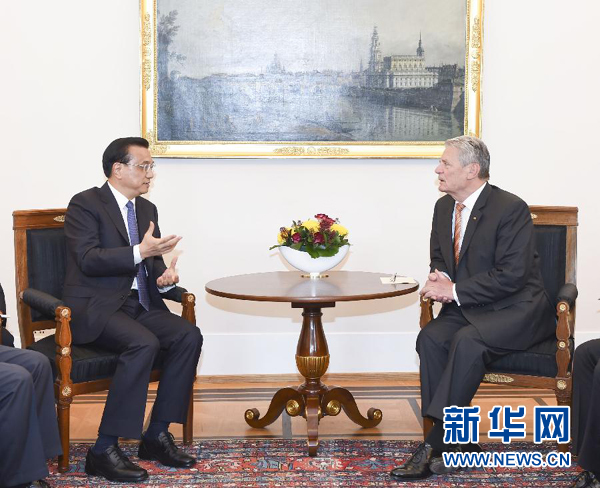 10月10日，國務(wù)院總理李克強(qiáng)在柏林會(huì)見德國總統(tǒng)高克。 新華社記者 李學(xué)仁 攝