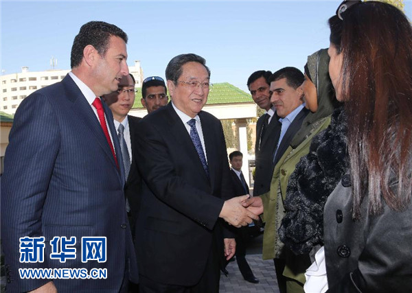 11月9日，正在約旦進行正式友好訪問的全國政協(xié)主席俞正聲在安曼會見約旦眾議院代議長薩法迪。 新華社記者 劉衛(wèi)兵 攝 