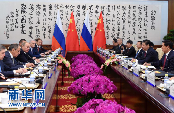 11月9日，中國(guó)國(guó)家主席習(xí)近平在北京釣魚臺(tái)國(guó)賓館會(huì)見俄羅斯總統(tǒng)普京。新華社記者 饒愛民 攝